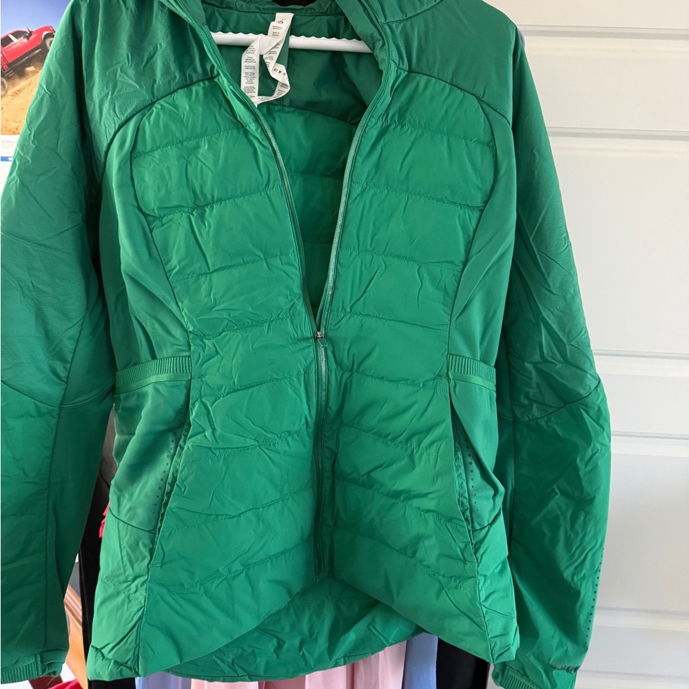 lululemon Athletica Emerald women’s Down For it All Jacket - Picture 2 of 5